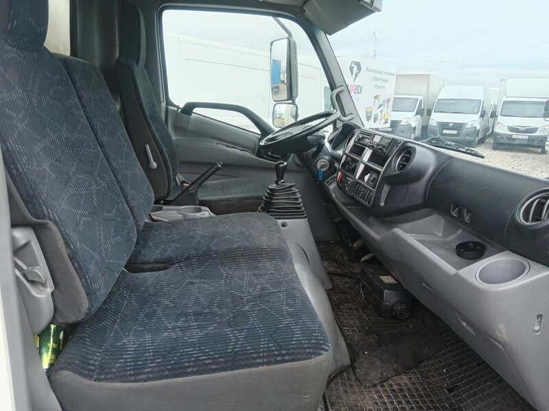 Центртранстехмаш АФ-4771 на шасси HINO 300 4x2 изотермический/рефрижератор с гидробортом (кат. C) — фото 13
