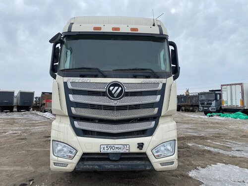 Foton AUMAN 4x2 Седельный тягач