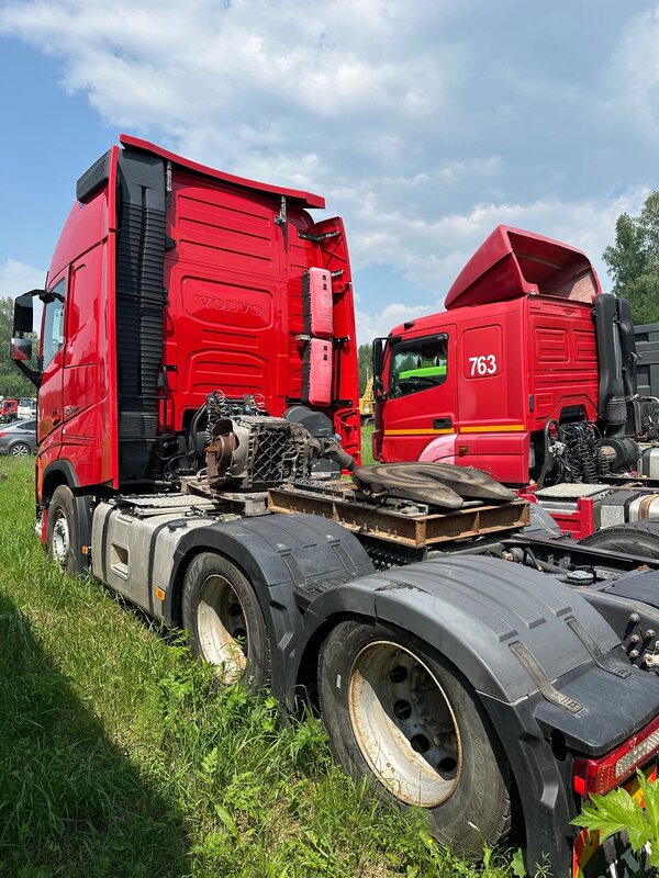 Volvo FH 6x2 Седельный тягач — фото 5