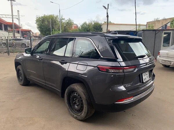 Jeep GRAND CHEROKEE — фото 7