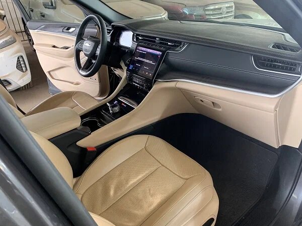 Jeep GRAND CHEROKEE — фото 10