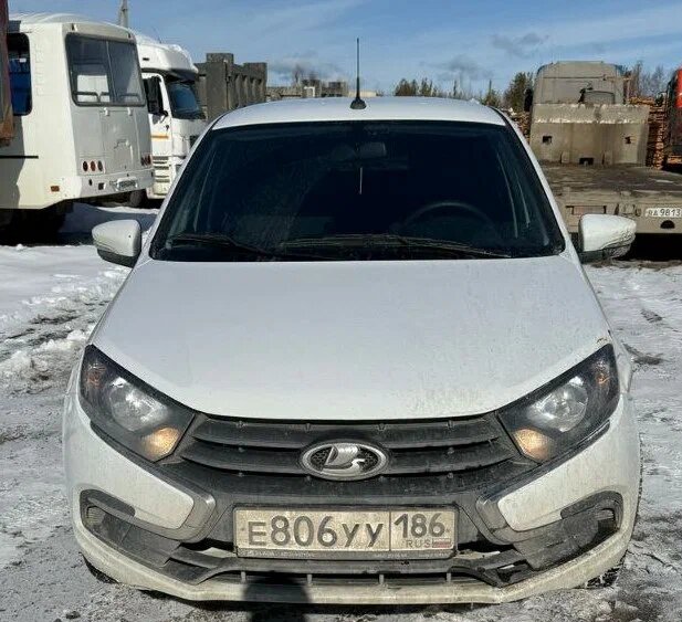LADA GRANTA Лифтбек — фото 1