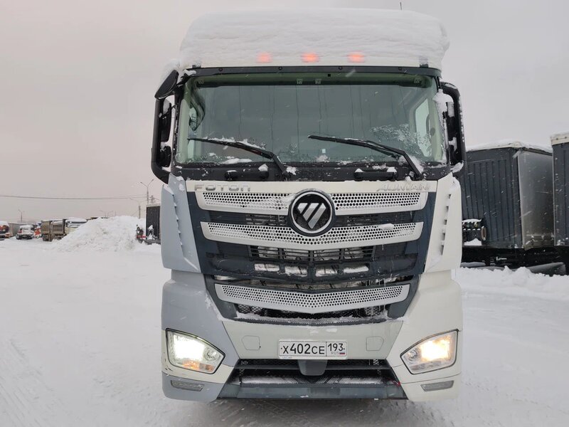Foton AUMAN 4x2 Седельный тягач — фото 1