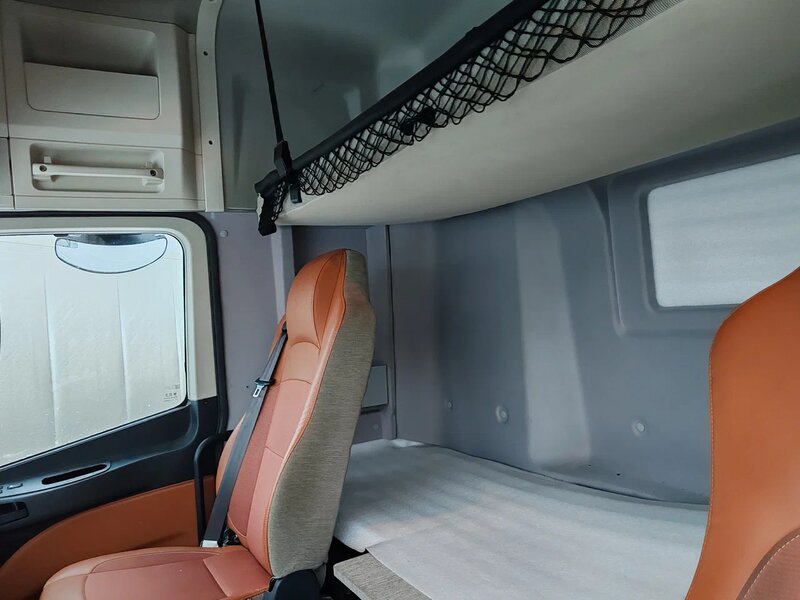 Foton AUMAN 4x2 Седельный тягач — фото 6