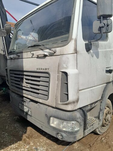 МАЗ 4371 4x2 Промтоварный с гидробортом
