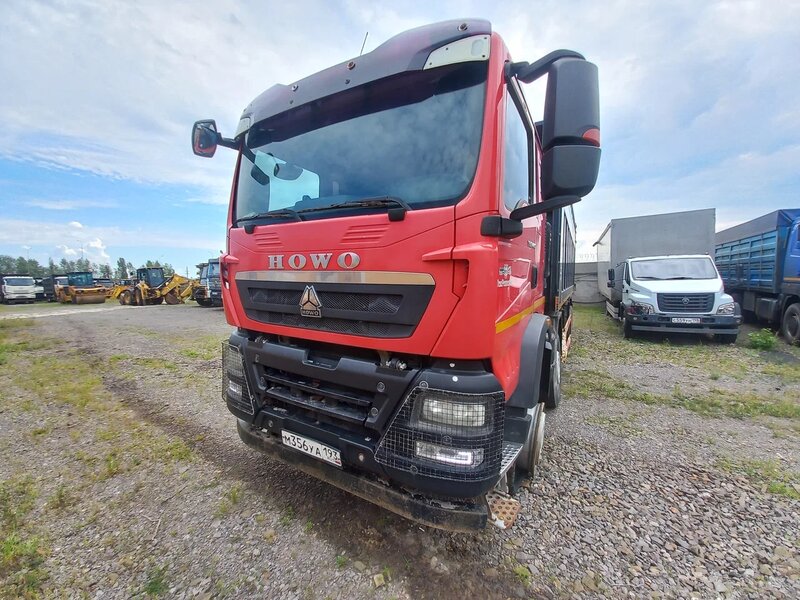 Howo T5G 8x4 Самосвал — фото 1