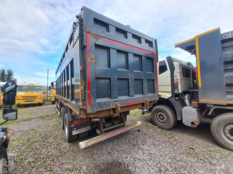 Howo T5G 8x4 Самосвал — фото 9