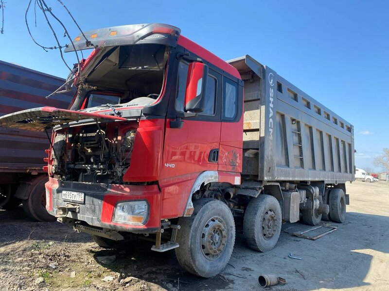 Shacman (Shaanxi) SX 8x4 Самосвал — фото 2