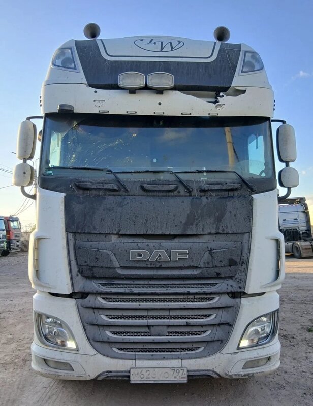 DAF XF 4x2 Седельный тягач — фото 1