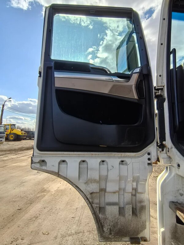 MAN TGX 4x2 Седельный тягач — фото 9