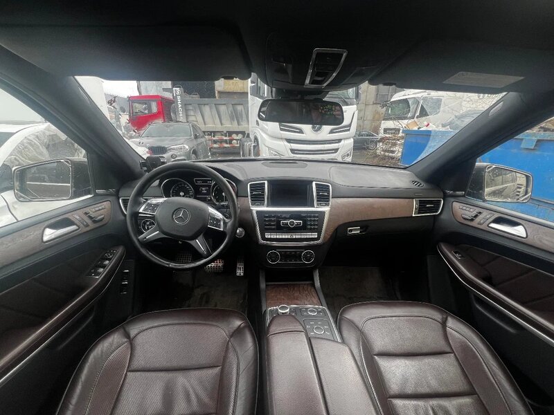 Mercedes-Benz GL-CLASS — фото 11