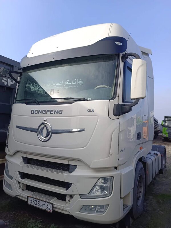 DongFeng DFH 4x2 Седельный тягач — фото 3