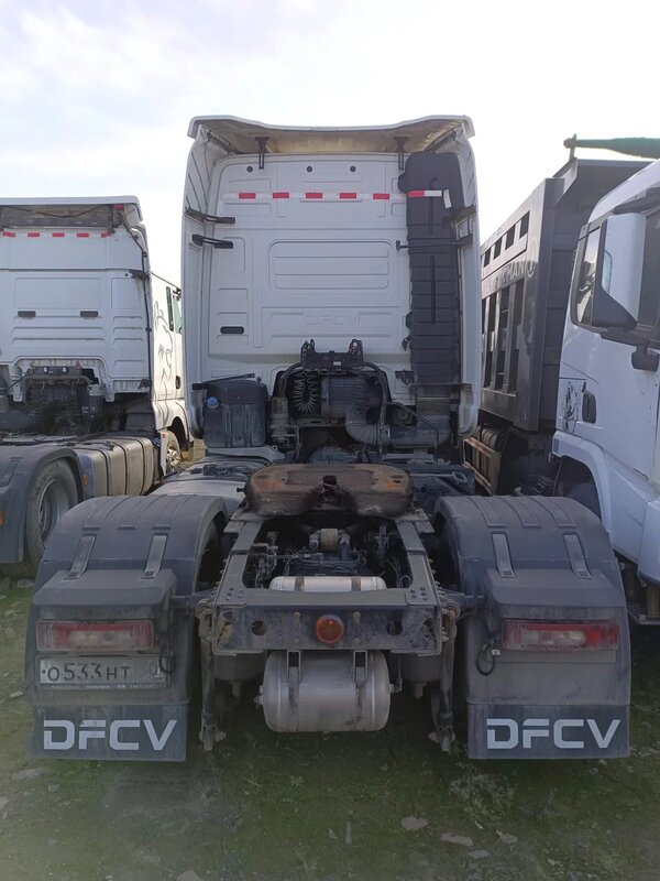 DongFeng DFH 4x2 Седельный тягач — фото 4