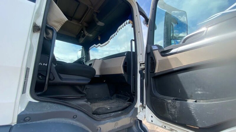 MAN TGS 6x4 Седельный тягач — фото 8
