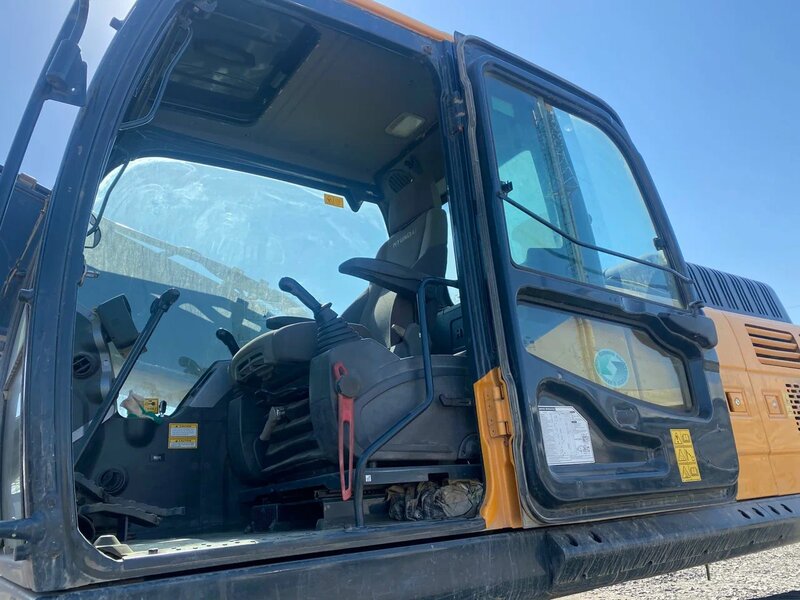 Hyundai R350 Экскаватор — фото 14