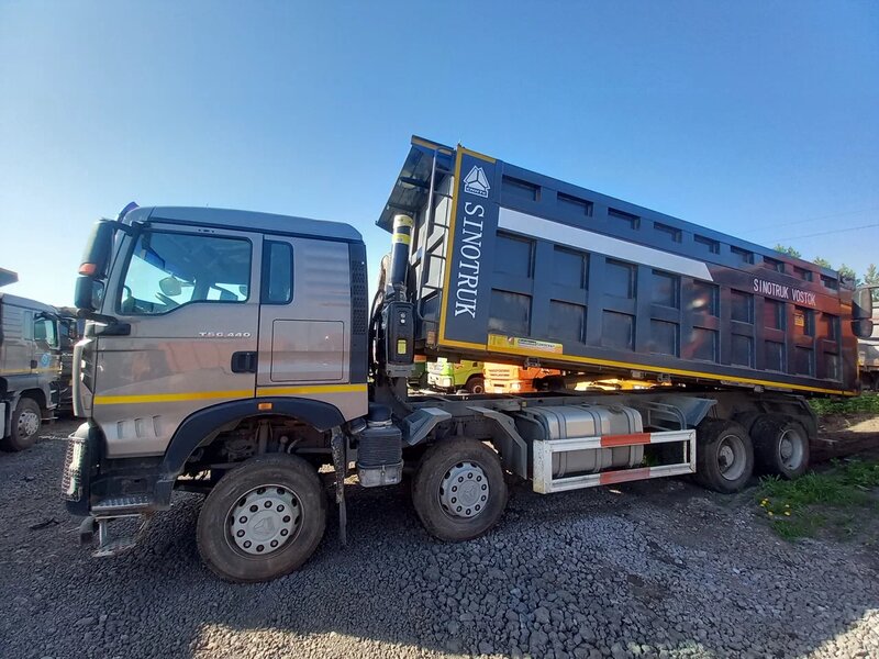 Howo T5G 8x4 Самосвал — фото 5