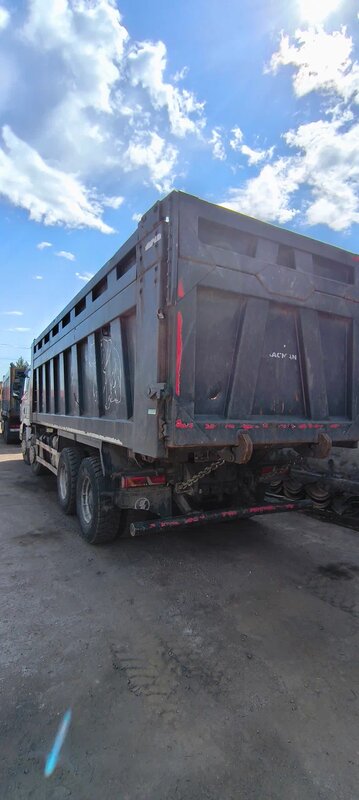 Shacman (Shaanxi) SX 8x4 Самосвал — фото 5