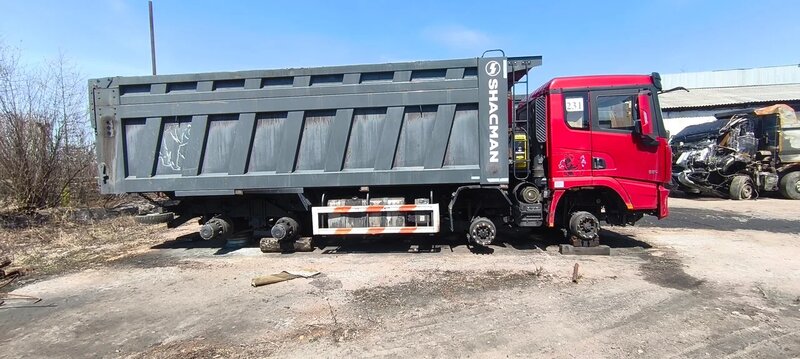 Shacman (Shaanxi) SX 8x4 Самосвал — фото 4