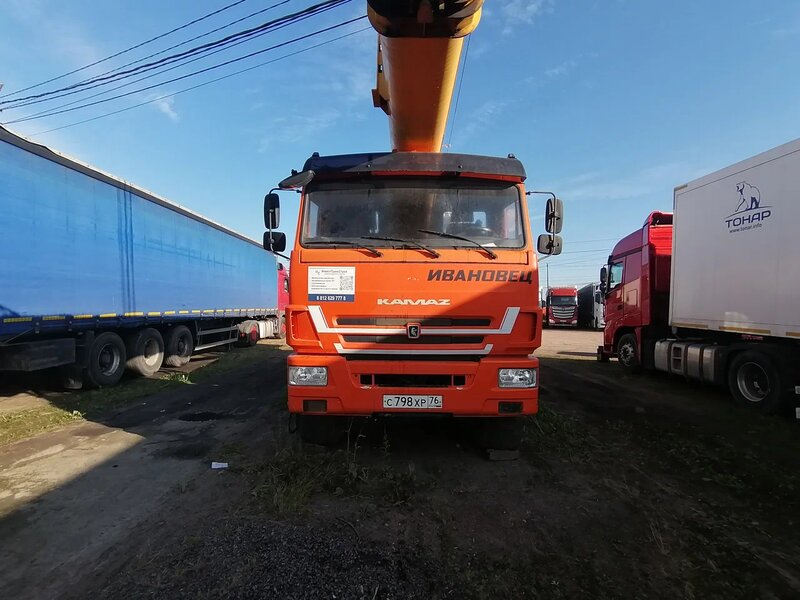 ИМЗ Автокран КС-45717К на шасси КамАЗ 43118 6x6 Автокран — фото 1