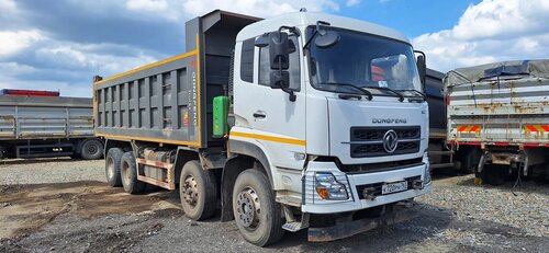 DongFeng KC 8x4 Самосвал