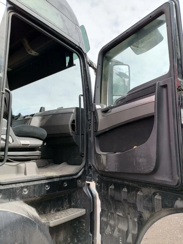 MAN TGX 4x2 Седельный тягач — фото 5