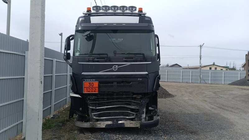 Volvo FH 4x2 Седельный тягач — фото 1