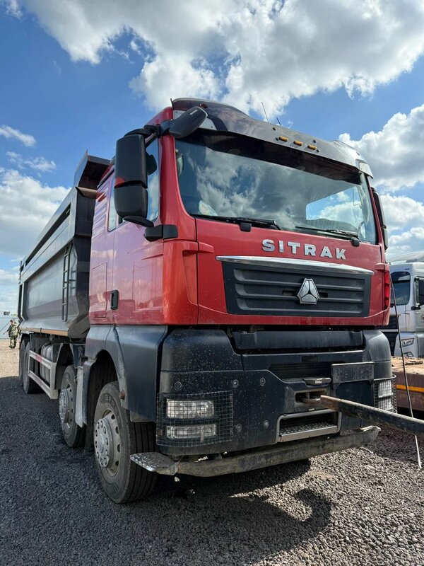 SITRAK C7H 8x4 Самосвал — фото 1