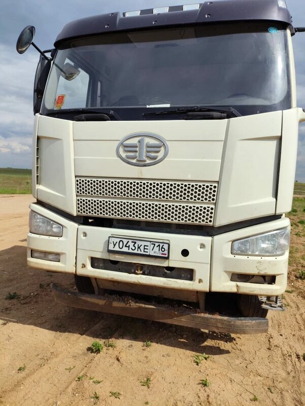 FAW J6 8x4 Самосвал — фото 4