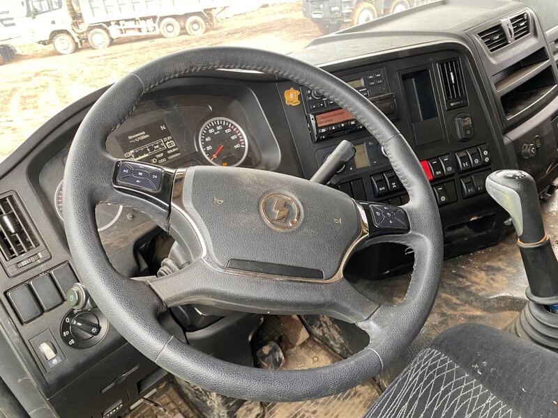 Shacman (Shaanxi) SX 6x6 Самосвал — фото 6