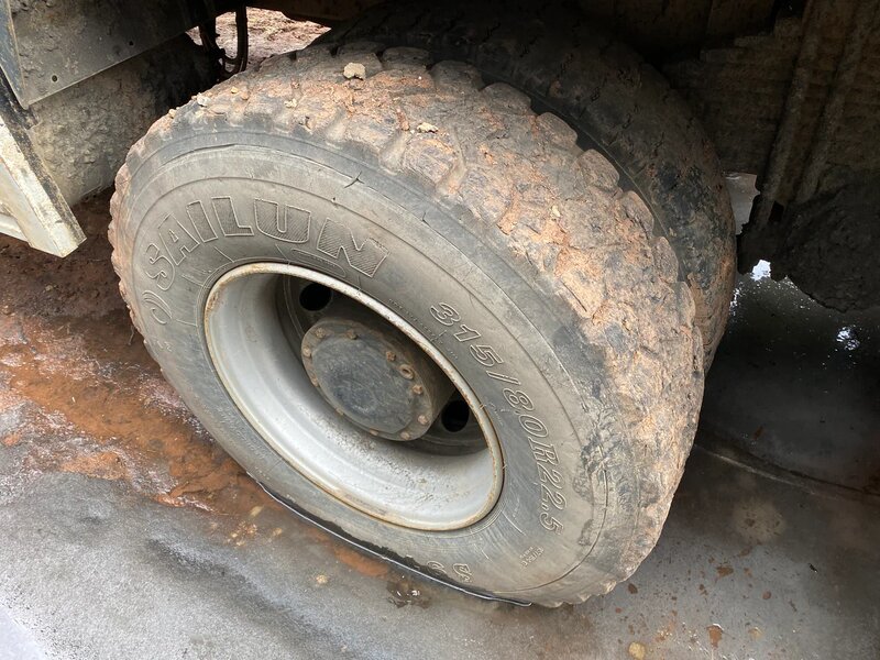 Shacman (Shaanxi) SX 6x6 Самосвал — фото 12