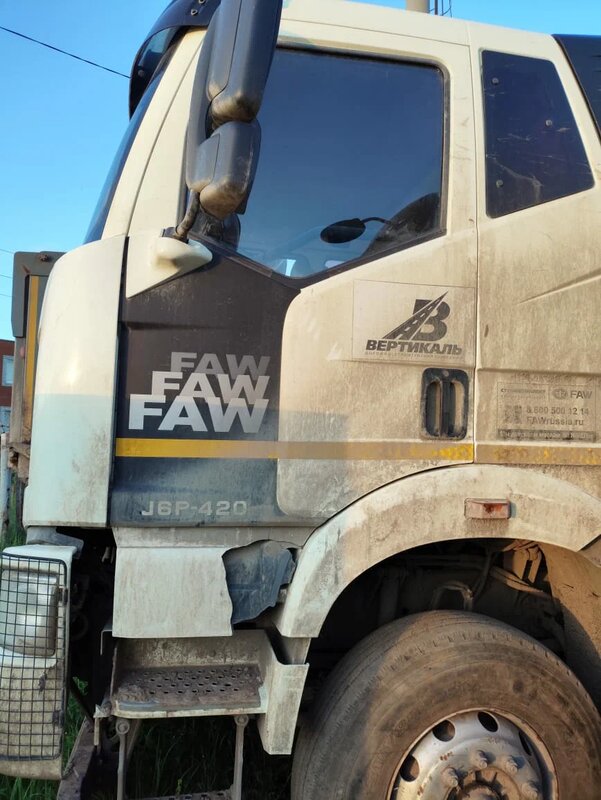 FAW J6 8x4 Самосвал — фото 3