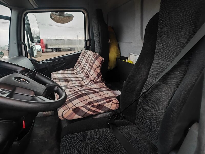Mercedes-Benz ATEGO 4x2 Бортовой (Евроборт) с гидробортом — фото 9