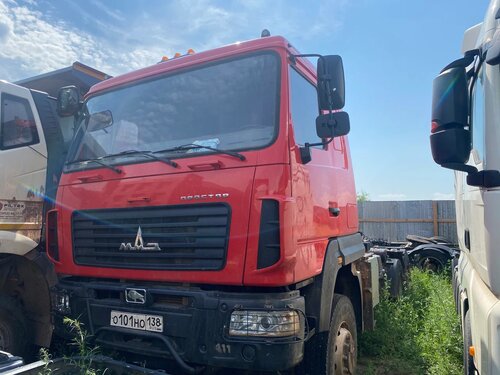 МАЗ 6432 6x6 Седельный тягач
