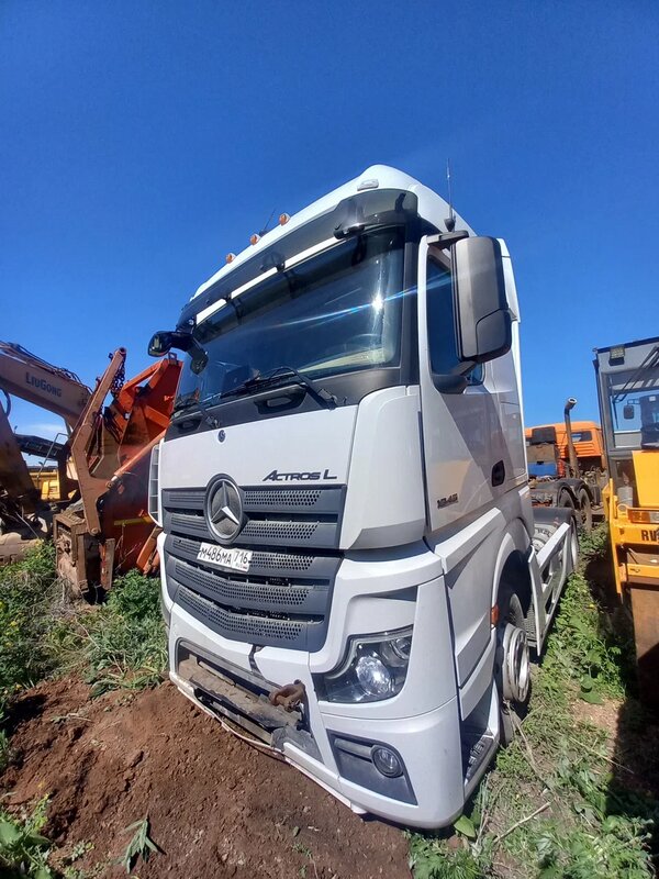 Mercedes-Benz ACTROS 4x2 Седельный тягач — фото 3