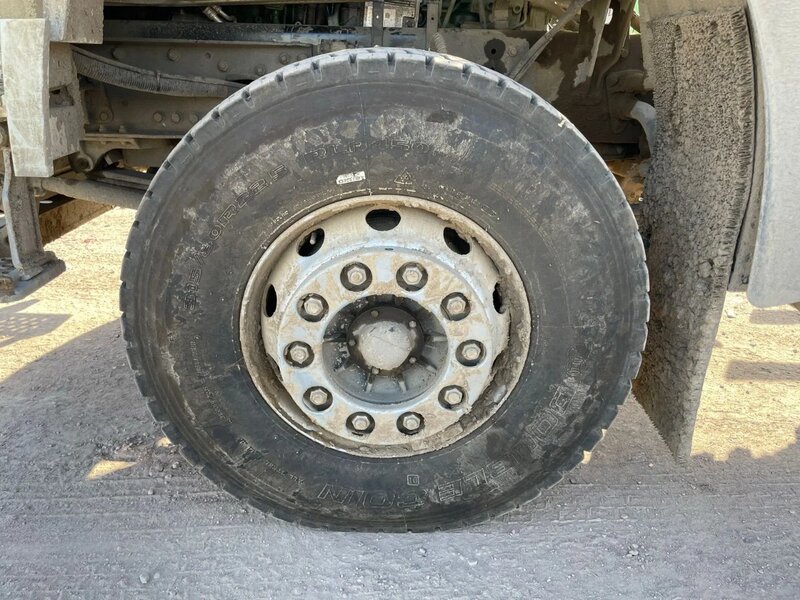 FAW J6 6x4 Бортовой с КМУ — фото 10