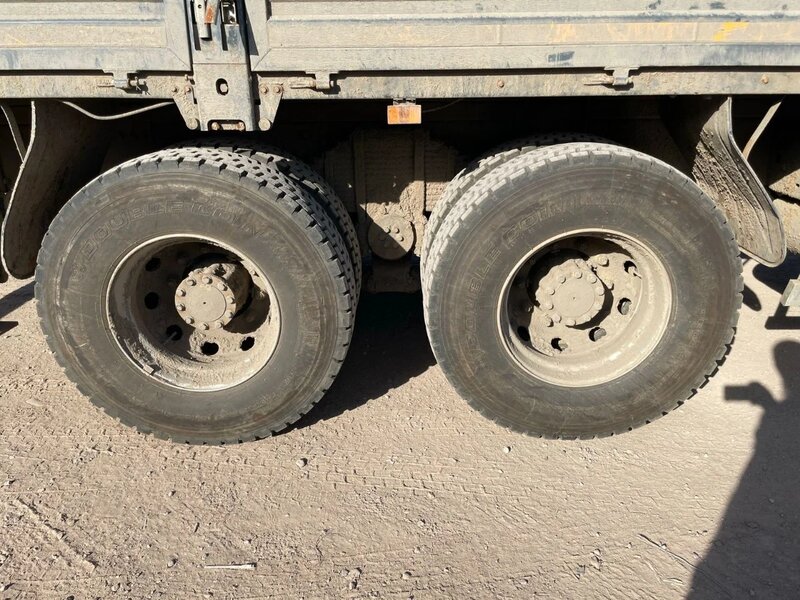 FAW J6 6x4 Бортовой с КМУ — фото 12