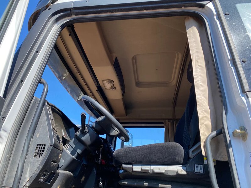Shacman (Shaanxi) SX 6x6 Самосвал — фото 12