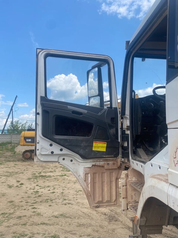 Shacman (Shaanxi) SX 8x4 Самосвал — фото 9