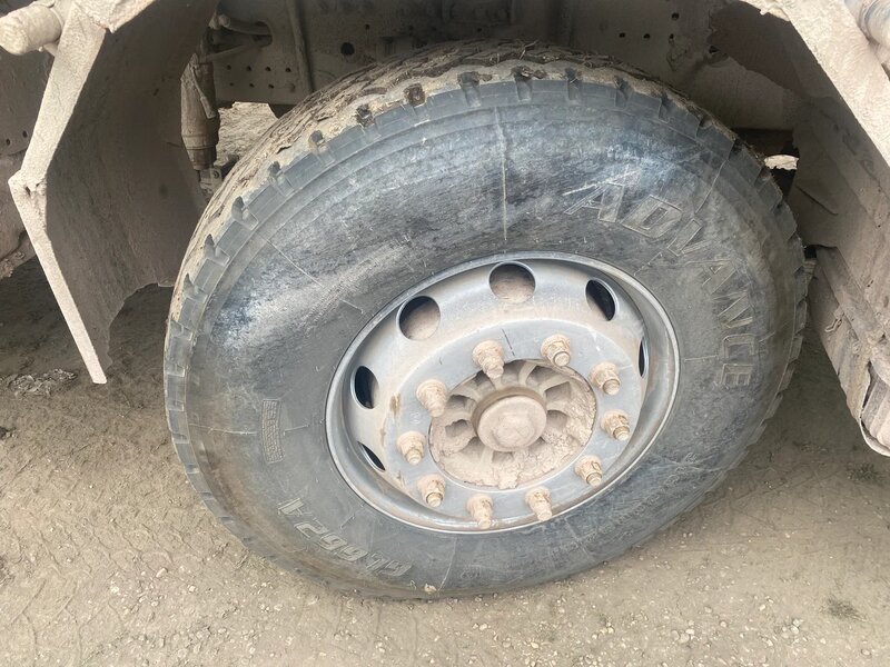 Shacman (Shaanxi) SX 8x4 Самосвал — фото 15