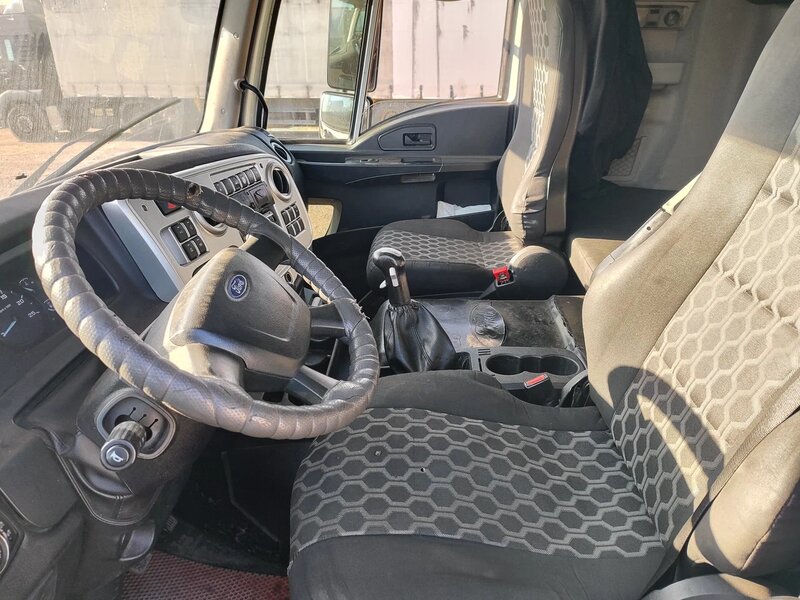 Ford Cargo 4x2 Седельный тягач — фото 10