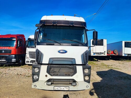 Ford Cargo 4x2 Седельный тягач