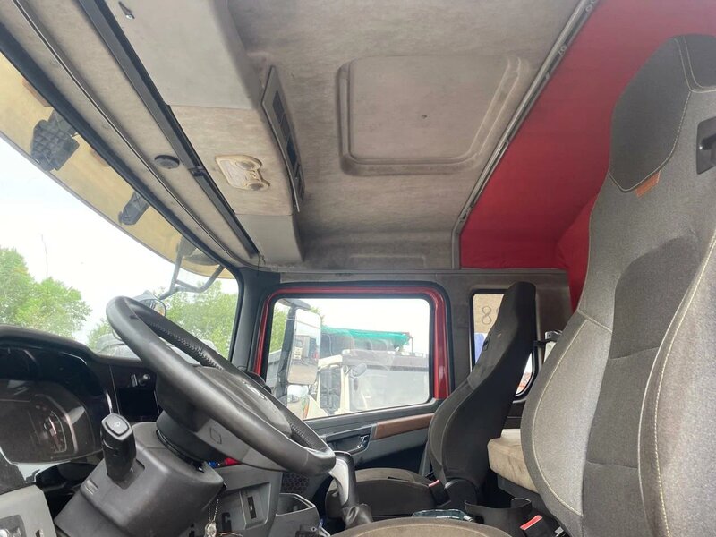 Shacman (Shaanxi) SX 8x4 Самосвал — фото 5
