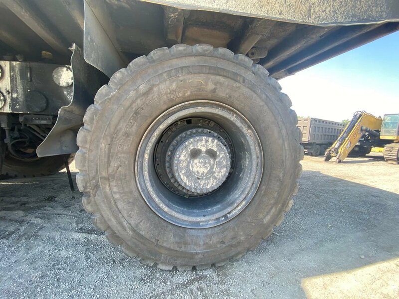 TEREX TR100 4x2 Карьерный самосвал — фото 8