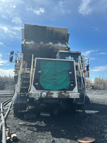 TEREX TR100 4x2 Карьерный самосвал