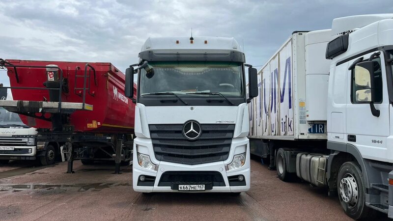 Mercedes-Benz ACTROS 4x2 Седельный тягач — фото 1