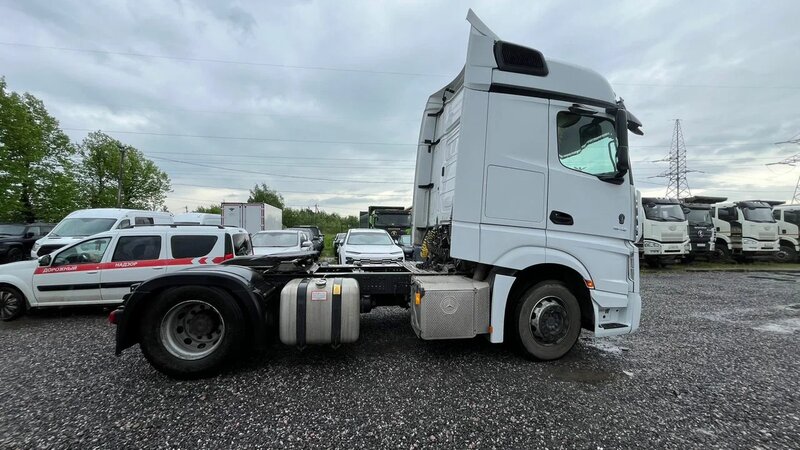 Mercedes-Benz ACTROS 4x2 Седельный тягач — фото 3