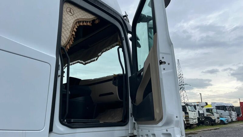 Mercedes-Benz ACTROS 4x2 Седельный тягач — фото 8