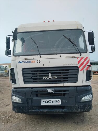 МАЗ 6430 6x4 Седельный тягач