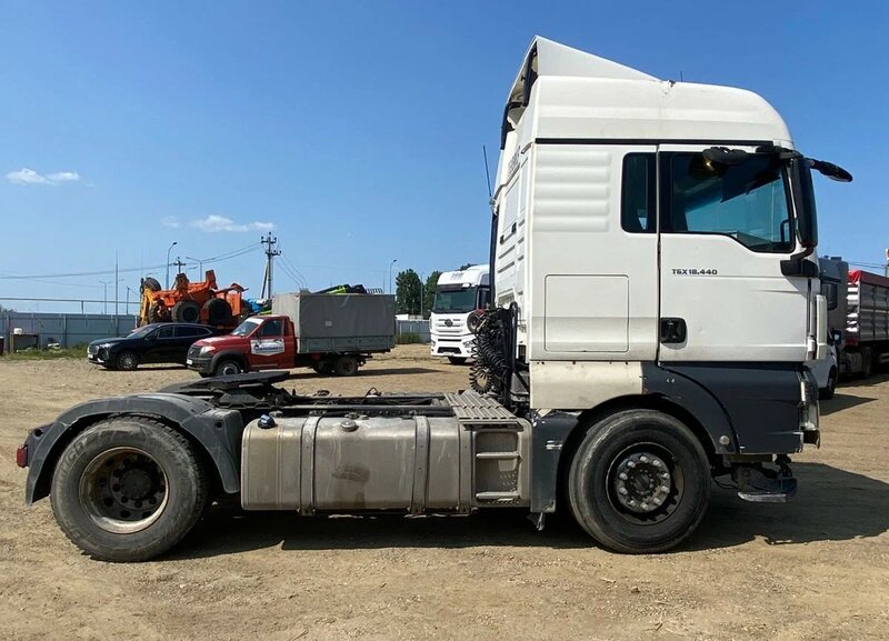 MAN TGX 4x2 Седельный тягач — фото 4