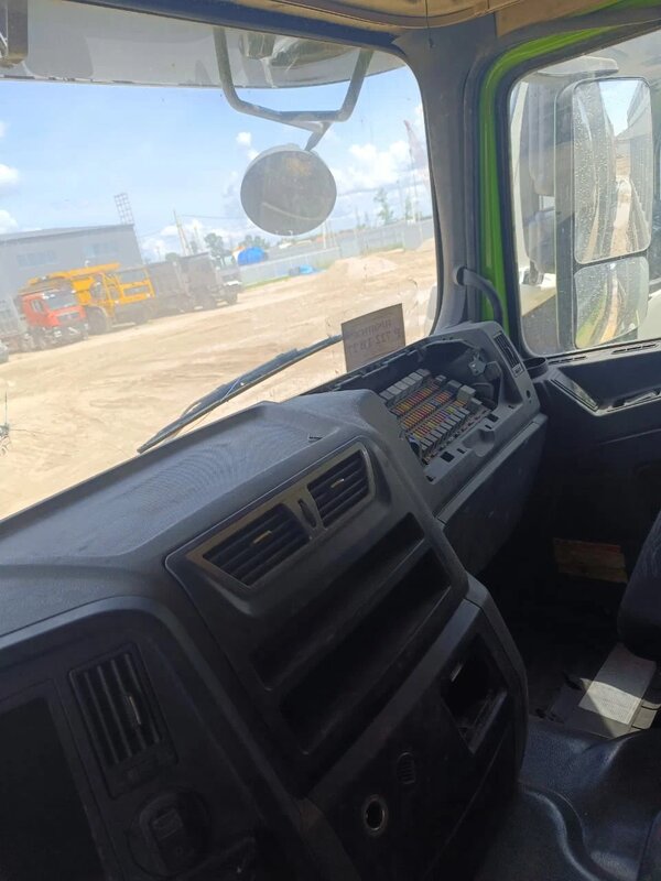 Shacman (Shaanxi) SX 8x4 Самосвал — фото 8